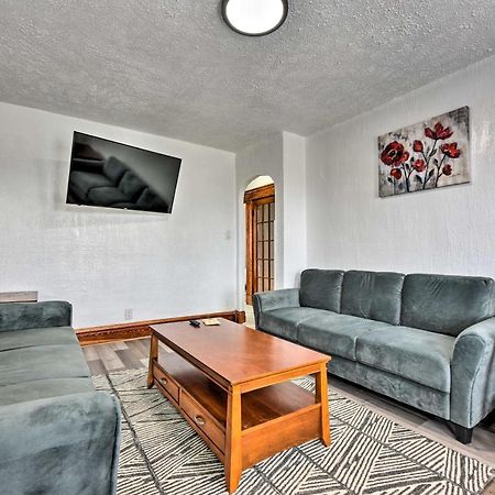 Vacation Rental About 2 Mi To Highmark Stadium! バッファロー エクステリア 写真