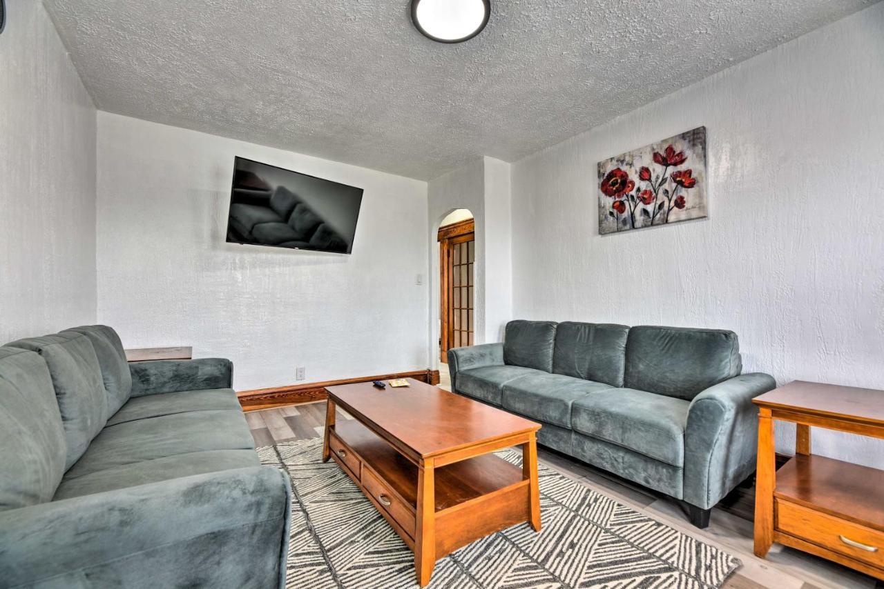Vacation Rental About 2 Mi To Highmark Stadium! バッファロー エクステリア 写真